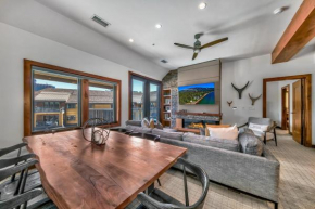 Luxury 2Br Residence steps from Heavenly Village & Gondola condo